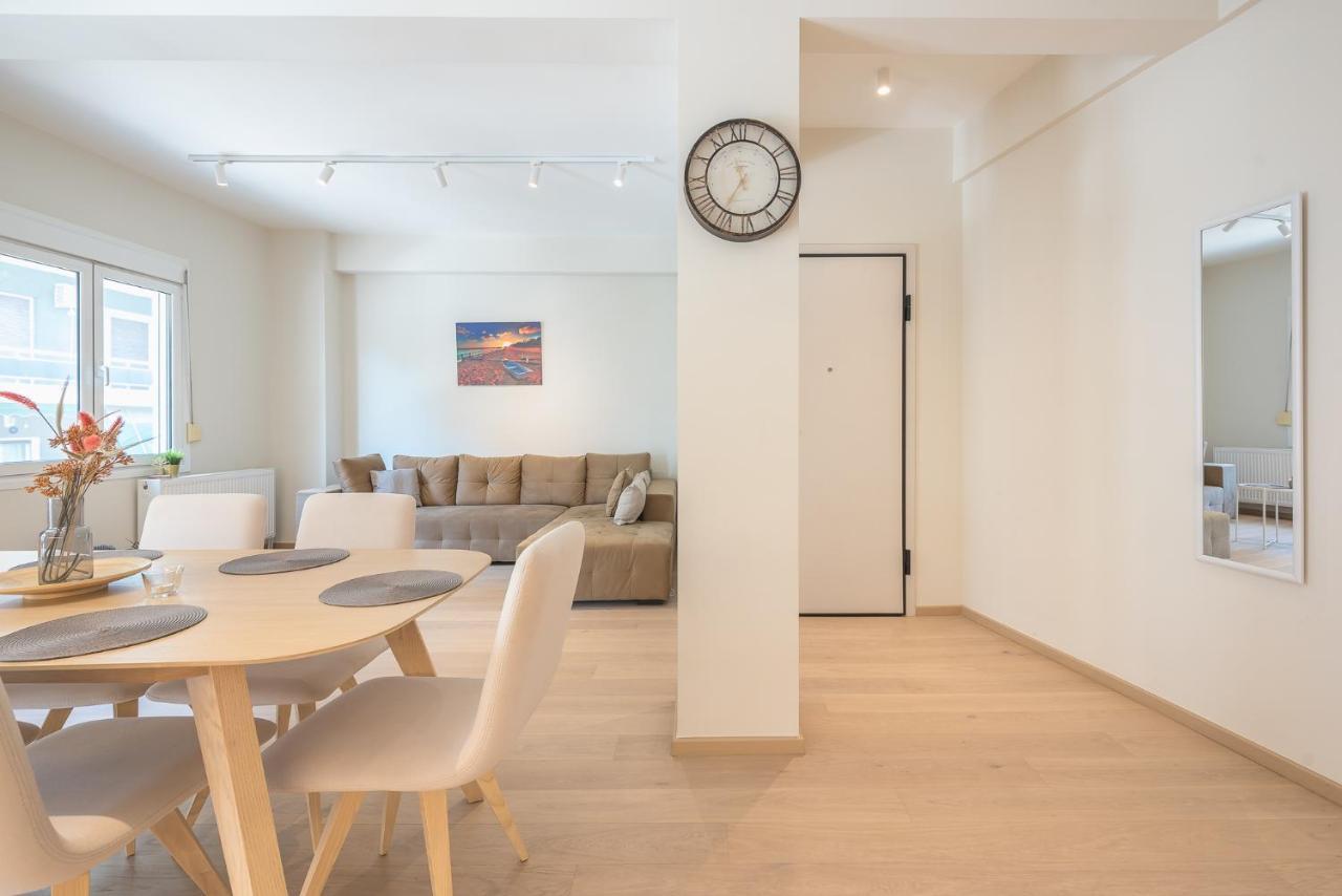 Stylish 2Bdr Apt By Acropolis Atina Dış mekan fotoğraf