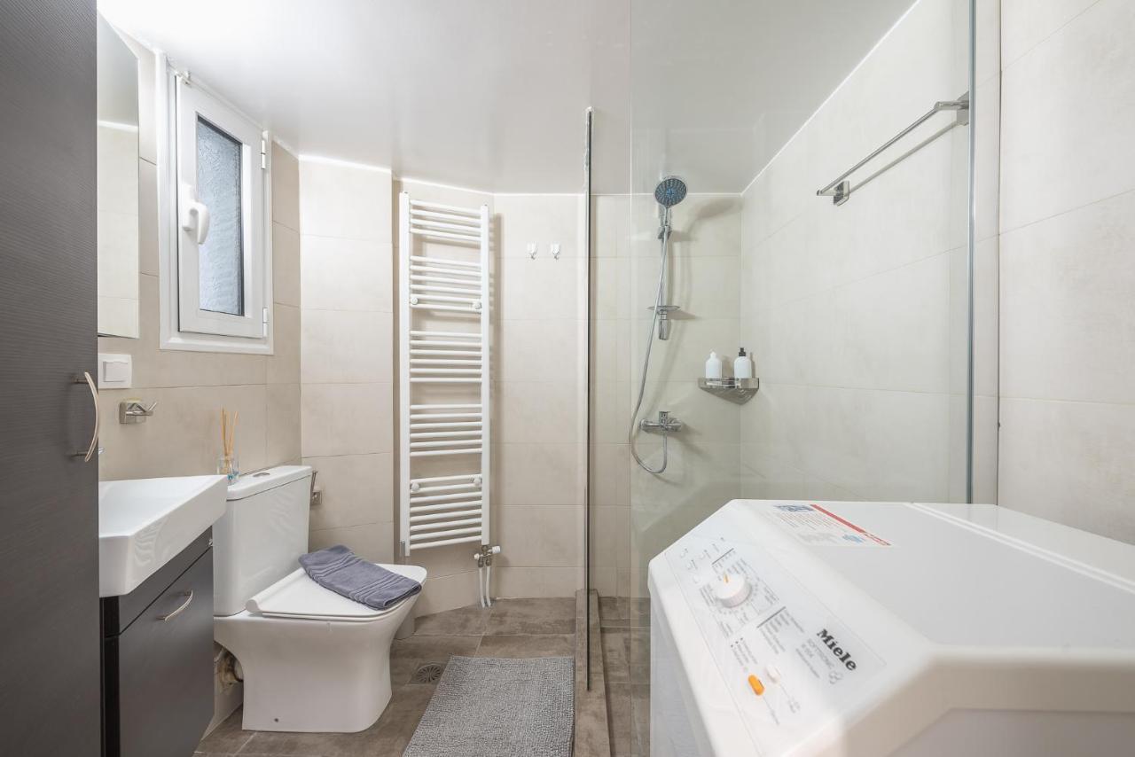 Stylish 2Bdr Apt By Acropolis Atina Dış mekan fotoğraf