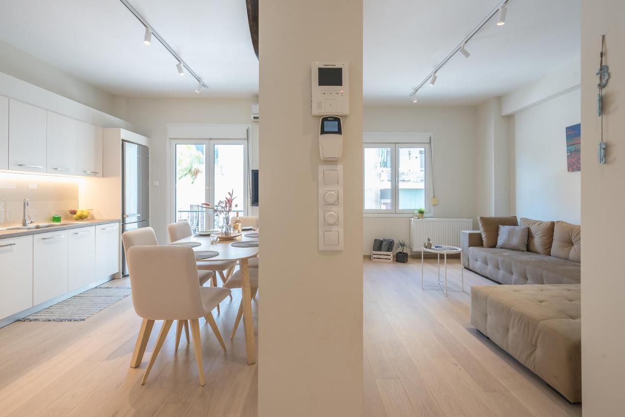 Stylish 2Bdr Apt By Acropolis Atina Dış mekan fotoğraf
