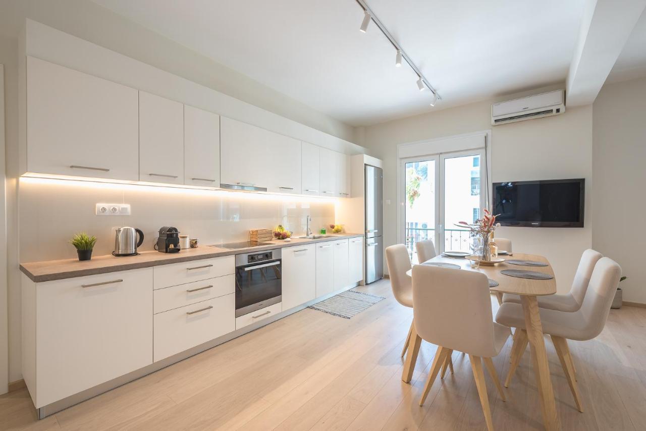 Stylish 2Bdr Apt By Acropolis Atina Dış mekan fotoğraf